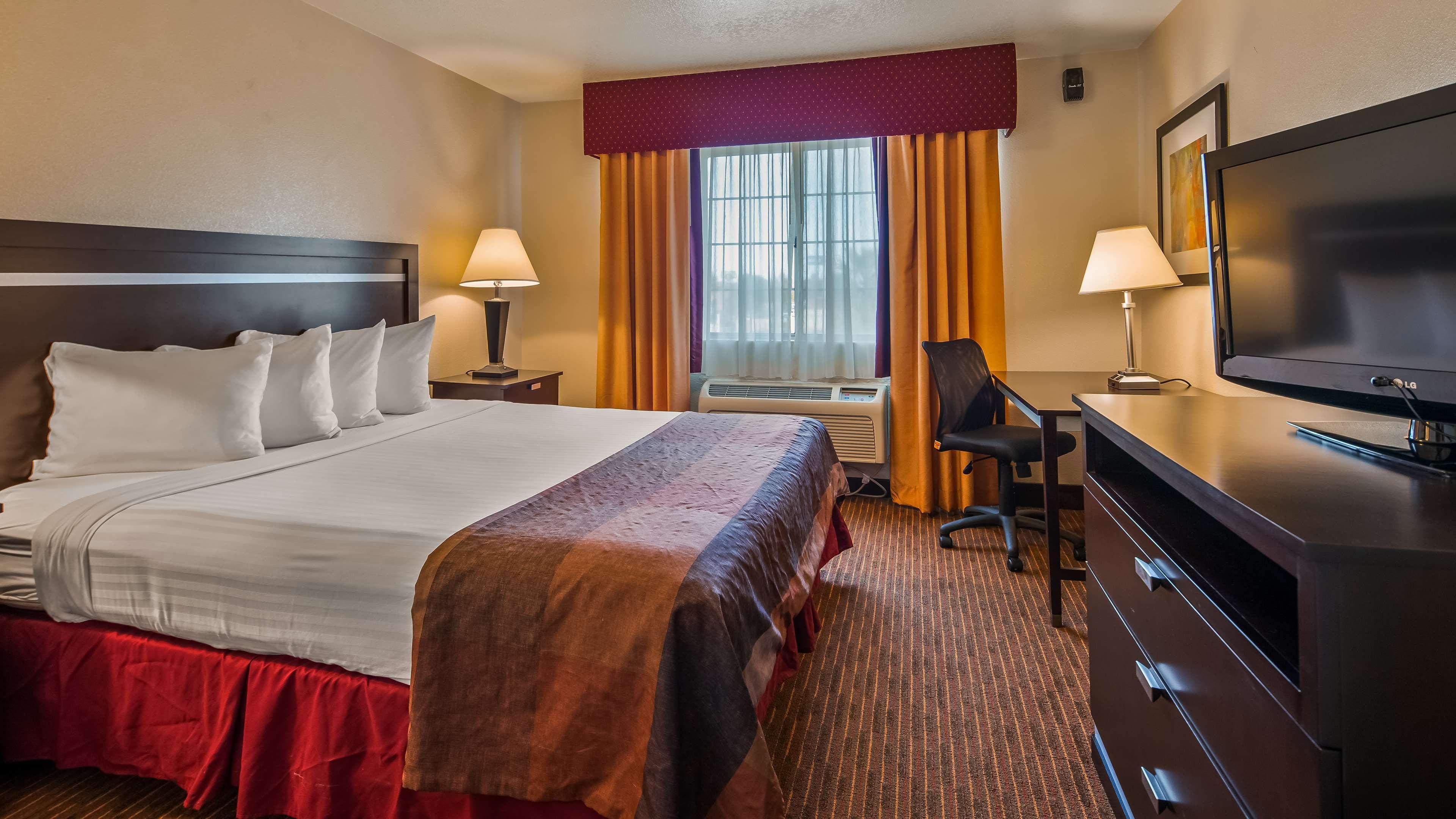 Best Western Luxury Inn Tracy Esterno foto
