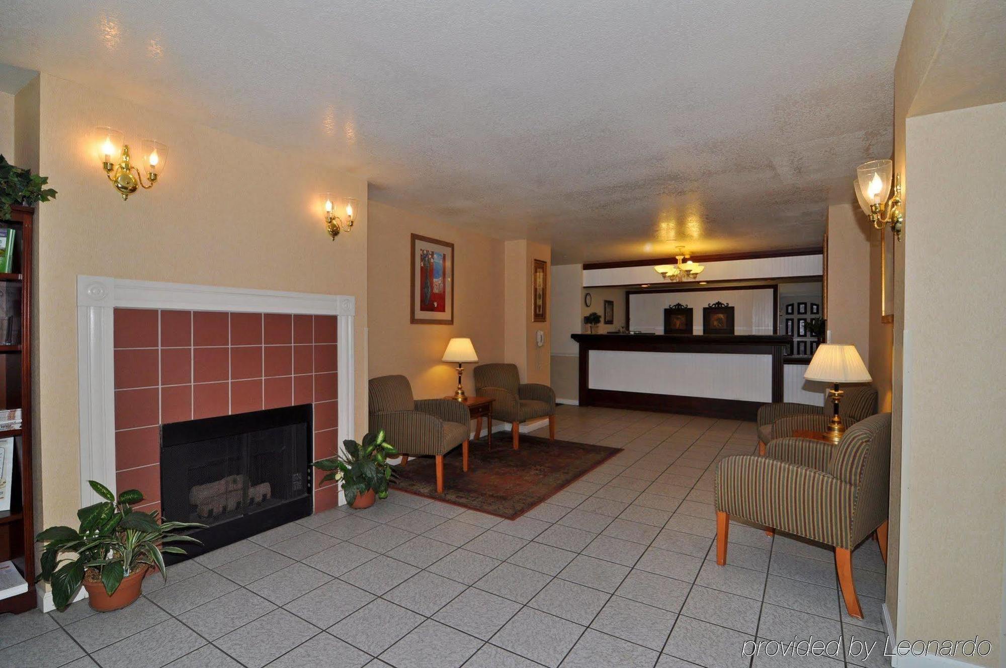 Best Western Luxury Inn Tracy Interno foto